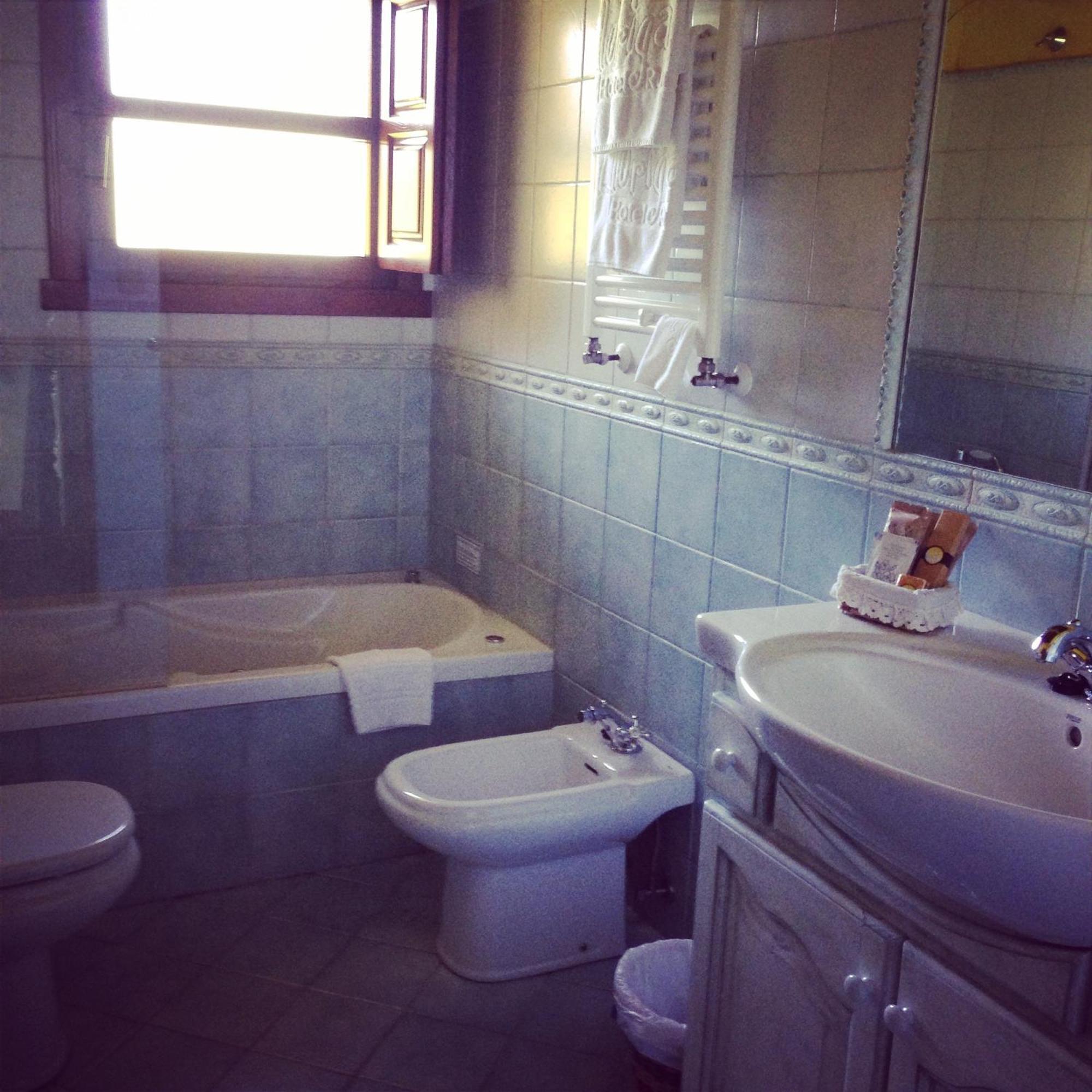 Hotel Rural La Lluriga La Galguera Ruang foto
