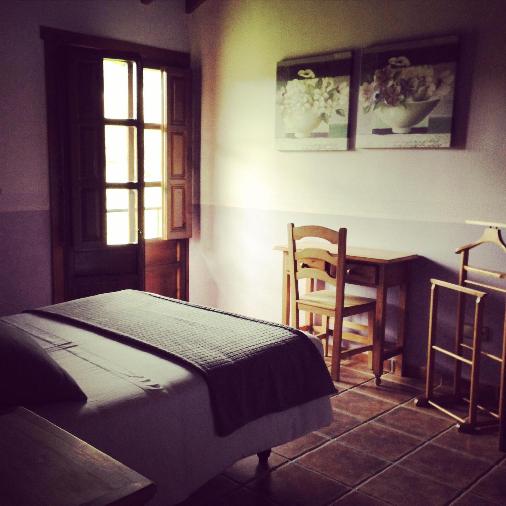 Hotel Rural La Lluriga La Galguera Ruang foto